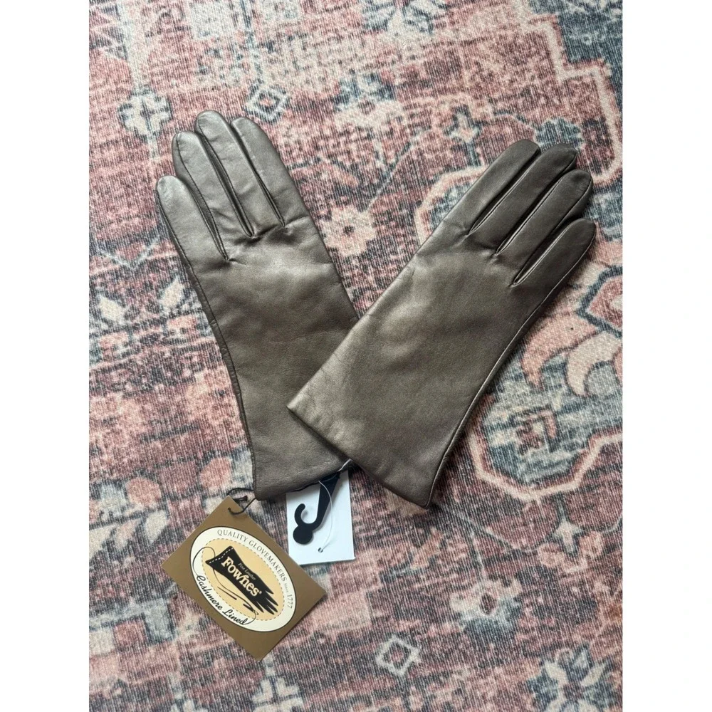 NWT Fownes Womens Metallic Bronze Leather Gloves Cashmere Lined Size 7.5 Vintage